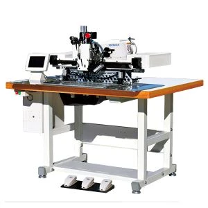 TPS-204-3020 elektronische patroonnaaimachine is voor extra zwaar materiaal